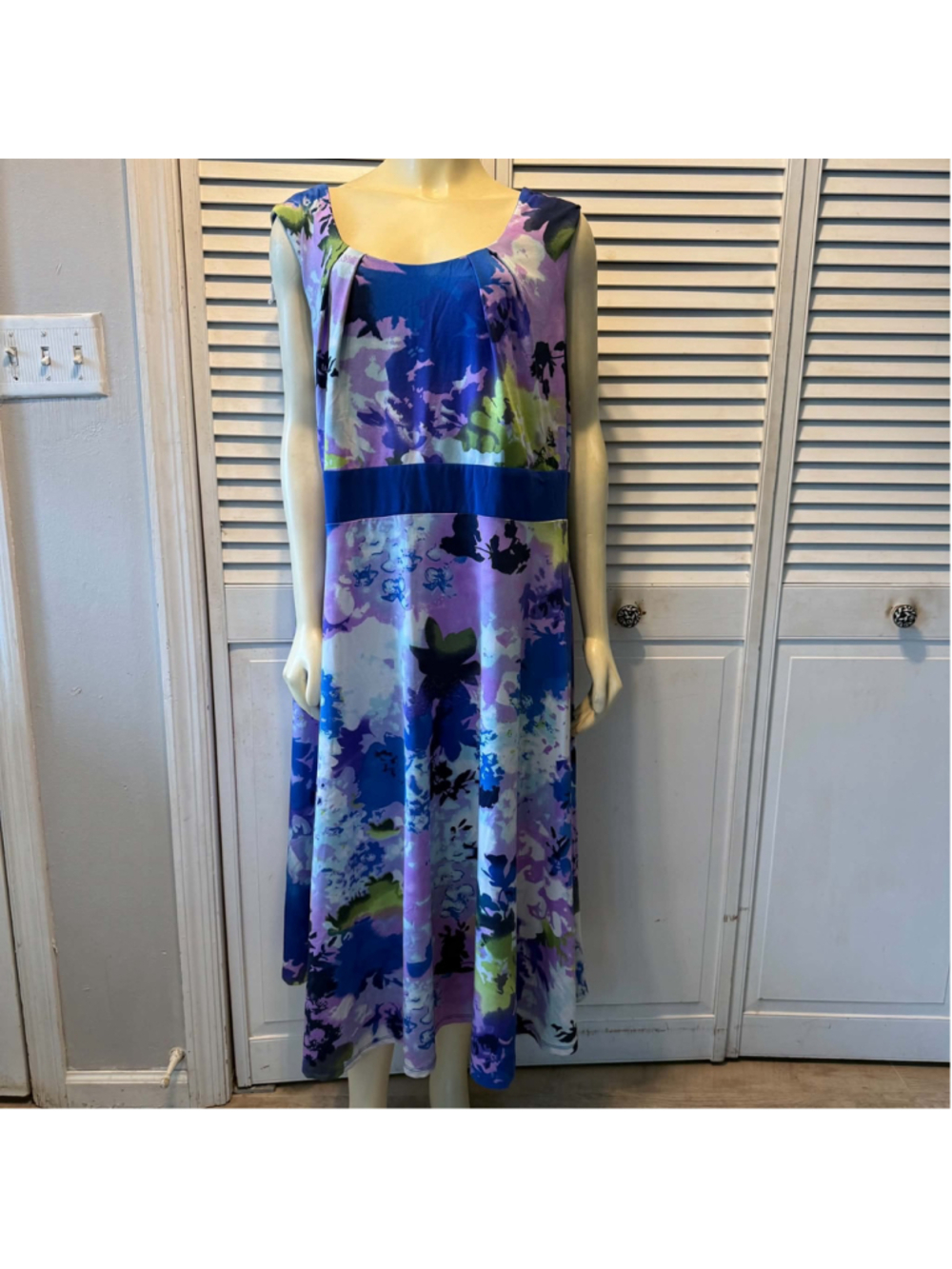 Women's Perceptions Midi Dress 3X Blue Purple Floral Sleeveless